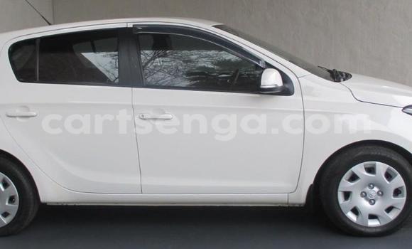 Buy Used Hyundai i20 White Car in Manzini in Manzini Buy Used Hyundai i20 White Car in Manzini in Manzini
