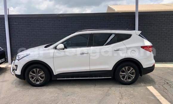 Buy Used Hyundai Santa Fe White Car in Big Bend in Lubombo District Buy Used Hyundai Santa Fe White Car in Big Bend in Lubombo District