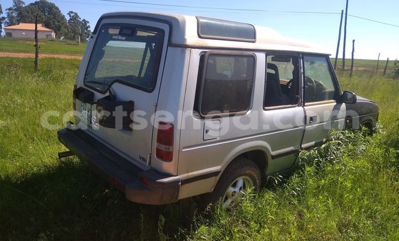 Buy Used Land Rover Discovery Silver Car in Hlatikulu in Shiselweni District