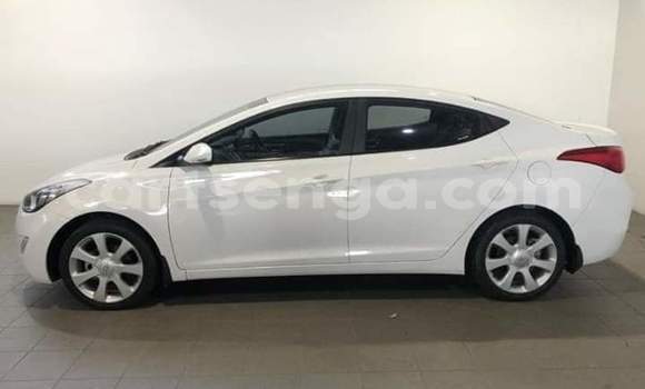 Buy Used Hyundai Elantra White Car in Mbabane in Manzini Buy Used Hyundai Elantra White Car in Mbabane in Manzini