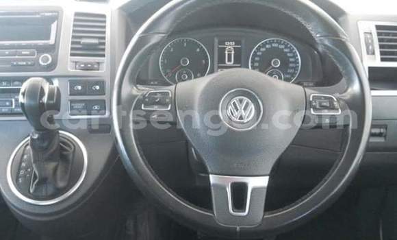 Buy Used Volkswagen Caravelle White Car in Manzini in Manzini Buy Used Volkswagen Caravelle White Car in Manzini in Manzini