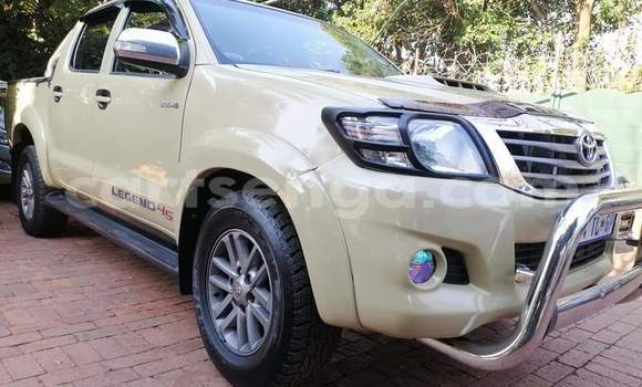 Acheter Occasion Voiture Toyota Hilux Vert à Big Bend, Lubombo Acheter Occasion Voiture Toyota Hilux Vert à Big Bend, Lubombo