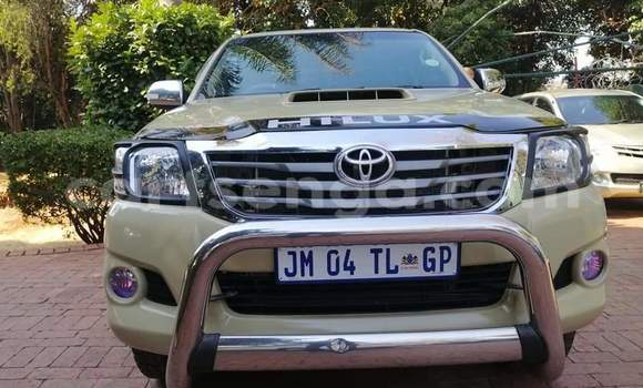 Buy Used Toyota Hilux Green Car in Big Bend in Lubombo Buy Used Toyota Hilux Green Car in Big Bend in Lubombo