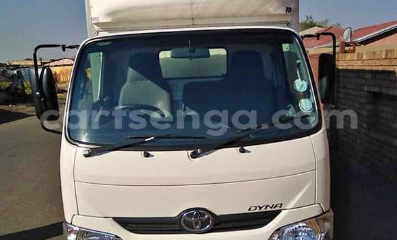 Buy Used Hino 300 Series White Truck in Big Bend in Lubombo Buy Used Hino 300 Series White Truck in Big Bend in Lubombo