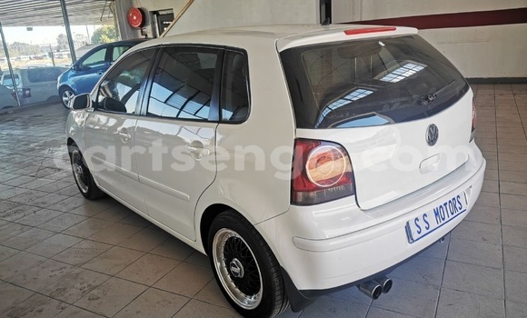 Buy Used Volkswagen Polo White Car in Big Bend in Lubombo Buy Used Volkswagen Polo White Car in Big Bend in Lubombo