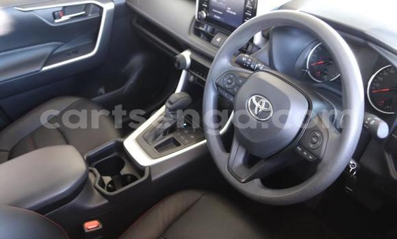 Buy Used Toyota RAV4 Silver Car in Ezulwini in Hhohho Buy Used Toyota RAV4 Silver Car in Ezulwini in Hhohho