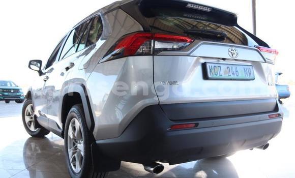 Buy Used Toyota RAV4 Silver Car in Ezulwini in Hhohho Buy Used Toyota RAV4 Silver Car in Ezulwini in Hhohho