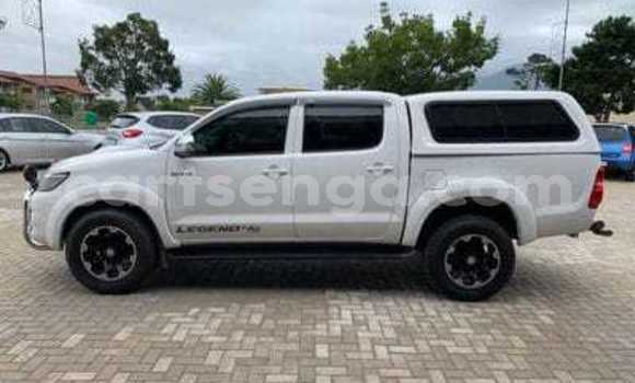 Buy Used Toyota Hilux White Car in Manzini in Manzini Buy Used Toyota Hilux White Car in Manzini in Manzini
