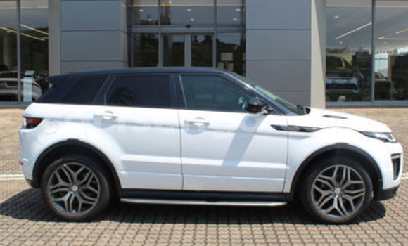 Nunua Ilio tumika Land Rover Range Rover Evoque White Gari ndani ya Ezulwini nchini Hhohho