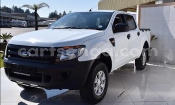 Nunua Ilio tumika Ford Ranger White Gari ndani ya Ezulwini nchini Hhohho Nunua Ilio tumika Ford Ranger White Gari ndani ya Ezulwini nchini Hhohho