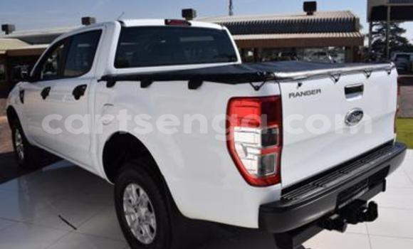 Nunua Ilio tumika Ford Ranger White Gari ndani ya Ezulwini nchini Hhohho Nunua Ilio tumika Ford Ranger White Gari ndani ya Ezulwini nchini Hhohho