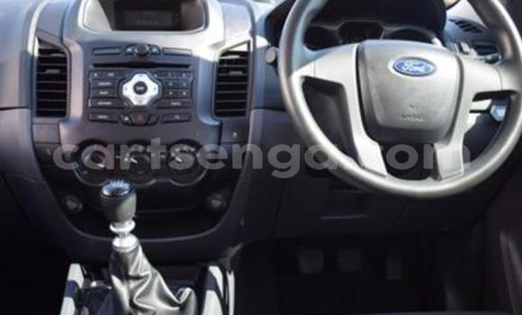 Nunua Ilio tumika Ford Ranger White Gari ndani ya Ezulwini nchini Hhohho Nunua Ilio tumika Ford Ranger White Gari ndani ya Ezulwini nchini Hhohho