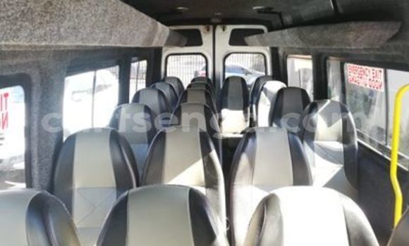 Buy Used Mercedes Viano White Car in Ezulwini in Hhohho Buy Used Mercedes Viano White Car in Ezulwini in Hhohho