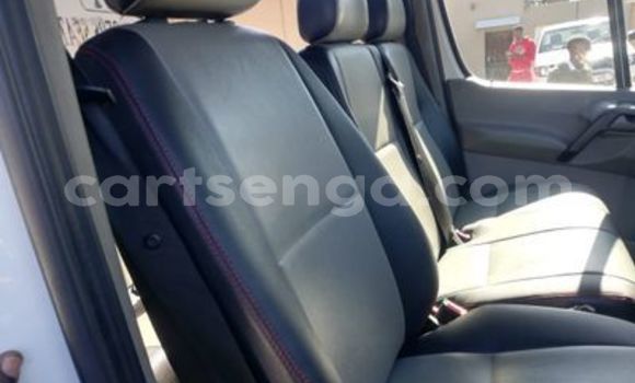 Buy Used Mercedes Viano White Car in Ezulwini in Hhohho Buy Used Mercedes Viano White Car in Ezulwini in Hhohho