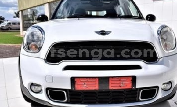 Buy Used MINI Countryman White Car in Ezulwini in Hhohho Buy Used MINI Countryman White Car in Ezulwini in Hhohho