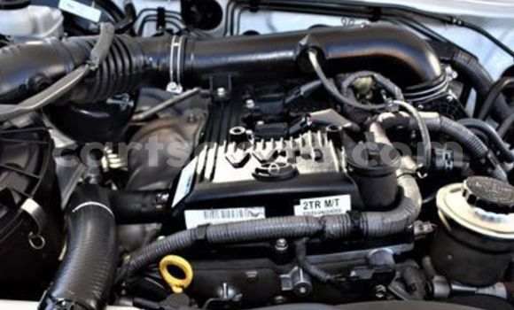 Buy Used Toyota Hilux White Car in Ezulwini in Hhohho Buy Used Toyota Hilux White Car in Ezulwini in Hhohho
