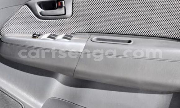 Buy Used Toyota Hilux White Car in Ezulwini in Hhohho Buy Used Toyota Hilux White Car in Ezulwini in Hhohho