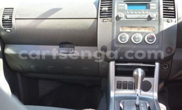 Buy Used Nissan Navara White Car in Ezulwini in Hhohho Buy Used Nissan Navara White Car in Ezulwini in Hhohho