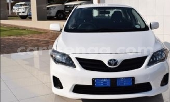 Buy Used Toyota Corolla White Car in Ezulwini in Hhohho Buy Used Toyota Corolla White Car in Ezulwini in Hhohho