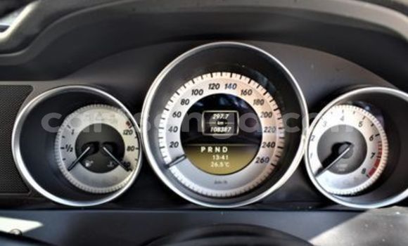 Buy Used Mercedes‒Benz C–Class White Car in Ezulwini in Hhohho Buy Used Mercedes‒Benz C–Class White Car in Ezulwini in Hhohho