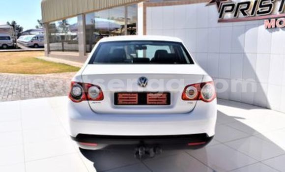 Buy Used Volkswagen Jetta White Car in Ezulwini in Hhohho Buy Used Volkswagen Jetta White Car in Ezulwini in Hhohho