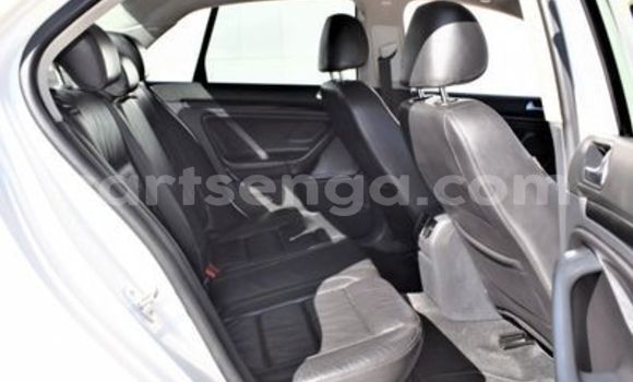 Buy Used Volkswagen Jetta White Car in Ezulwini in Hhohho Buy Used Volkswagen Jetta White Car in Ezulwini in Hhohho