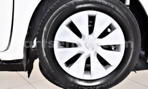 Buy Used Toyota Corolla White Car in Ezulwini in Hhohho Buy Used Toyota Corolla White Car in Ezulwini in Hhohho