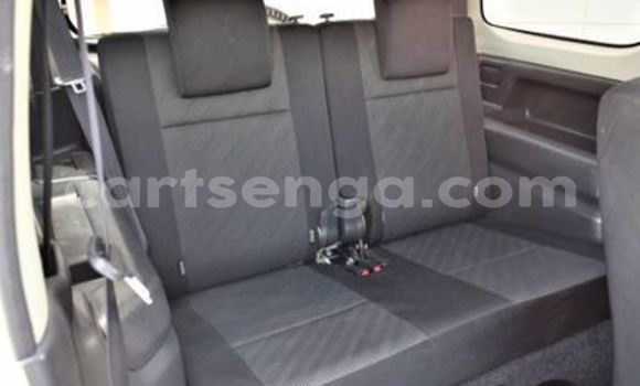 Buy Used Suzuki Jimny Silver Car in Ezulwini in Hhohho Buy Used Suzuki Jimny Silver Car in Ezulwini in Hhohho