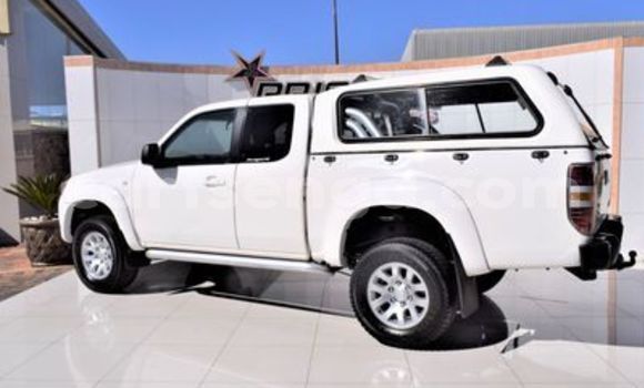 Buy Used Mazda BT-50 White Car in Ezulwini in Hhohho Buy Used Mazda BT-50 White Car in Ezulwini in Hhohho