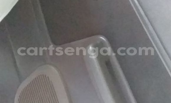 Buy Used Nissan NP 300 White Car in Ezulwini in Hhohho Buy Used Nissan NP 300 White Car in Ezulwini in Hhohho