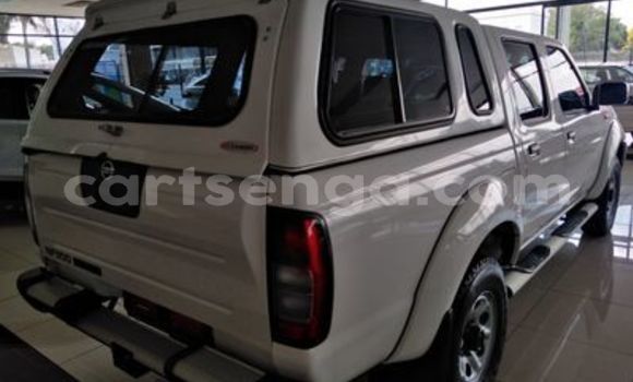 Buy Used Nissan NP 300 White Car in Ezulwini in Hhohho Buy Used Nissan NP 300 White Car in Ezulwini in Hhohho