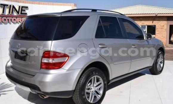 Buy Used Mercedes‒Benz C–Class Silver Car in Ezulwini in Hhohho Buy Used Mercedes‒Benz C–Class Silver Car in Ezulwini in Hhohho