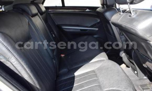 Buy Used Mercedes‒Benz C–Class Silver Car in Ezulwini in Hhohho Buy Used Mercedes‒Benz C–Class Silver Car in Ezulwini in Hhohho