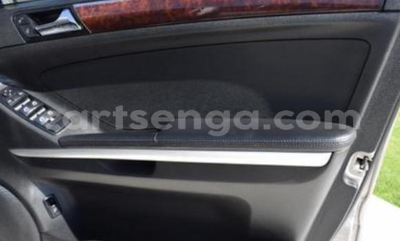 Buy Used Mercedes‒Benz C–Class Silver Car in Ezulwini in Hhohho Buy Used Mercedes‒Benz C–Class Silver Car in Ezulwini in Hhohho