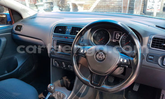 Buy Used Volkswagen Polo Blue Car in Ezulwini in Hhohho Buy Used Volkswagen Polo Blue Car in Ezulwini in Hhohho