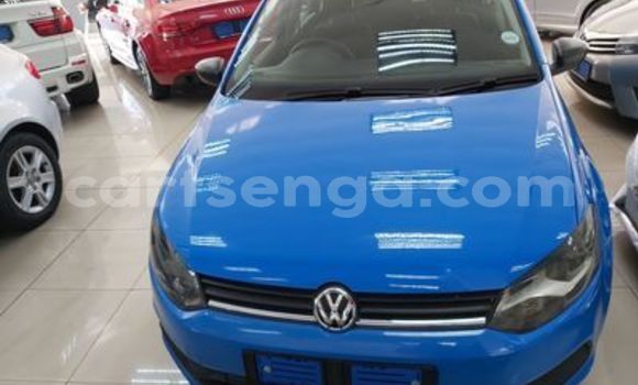Buy Used Volkswagen Polo Blue Car in Ezulwini in Hhohho Buy Used Volkswagen Polo Blue Car in Ezulwini in Hhohho