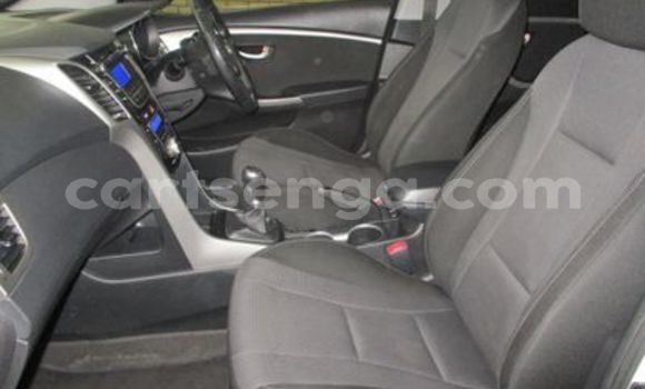 Buy Used Hyundai i30 White Car in Ezulwini in Hhohho Buy Used Hyundai i30 White Car in Ezulwini in Hhohho