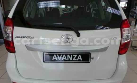 Buy Used Toyota Avanza White Car in Ezulwini in Hhohho Buy Used Toyota Avanza White Car in Ezulwini in Hhohho