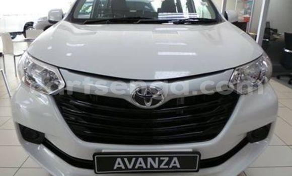 Buy Used Toyota Avanza White Car in Ezulwini in Hhohho Buy Used Toyota Avanza White Car in Ezulwini in Hhohho