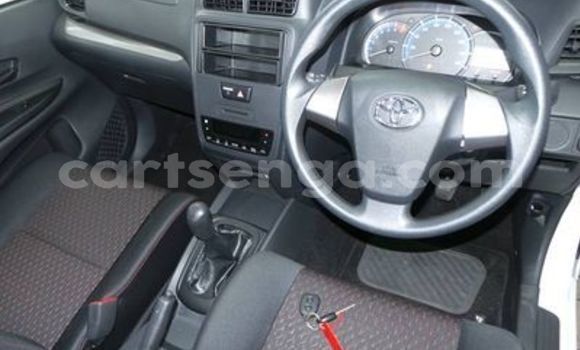 Buy Used Toyota Avanza White Car in Ezulwini in Hhohho Buy Used Toyota Avanza White Car in Ezulwini in Hhohho