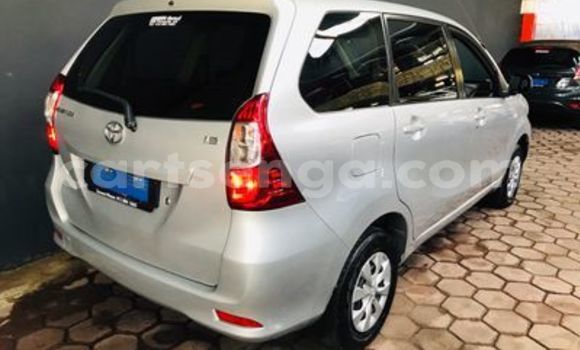 Buy Used Toyota Avanza Silver Car in Ezulwini in Hhohho Buy Used Toyota Avanza Silver Car in Ezulwini in Hhohho