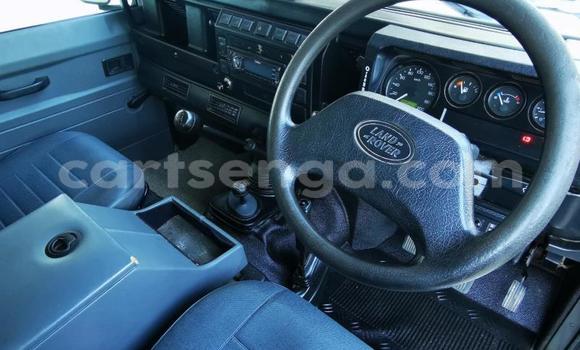 Buy Used Land Rover Defender White Car in Simunye in Lubombo District Buy Used Land Rover Defender White Car in Simunye in Lubombo District