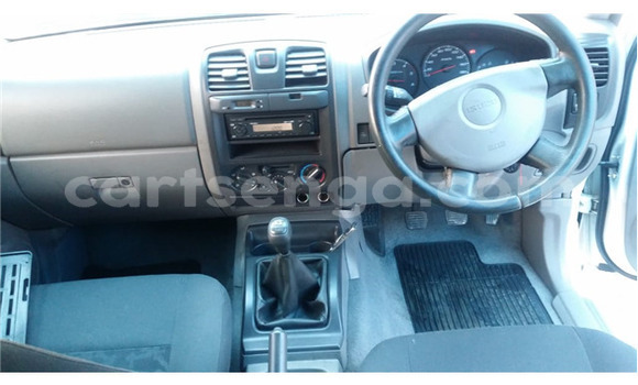 Buy Used Isuzu KB White Car in Ezulwini in Hhohho Buy Used Isuzu KB White Car in Ezulwini in Hhohho