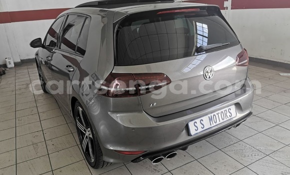 Buy Used Volkswagen Golf R Black Car in Big Bend in Lubombo Buy Used Volkswagen Golf R Black Car in Big Bend in Lubombo