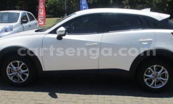 Nunua Ilio tumika Mazda CX-3 White Gari ndani ya Manzini nchini Manzini Nunua Ilio tumika Mazda CX-3 White Gari ndani ya Manzini nchini Manzini