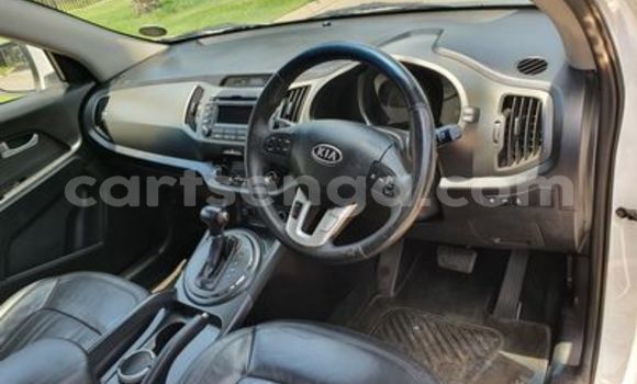 Nunua Ilio tumika Kia Sportage White Gari ndani ya Ezulwini nchini Hhohho Nunua Ilio tumika Kia Sportage White Gari ndani ya Ezulwini nchini Hhohho