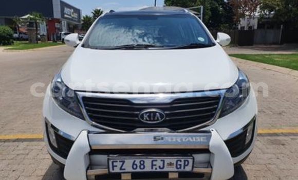 Nunua Ilio tumika Kia Sportage White Gari ndani ya Ezulwini nchini Hhohho Nunua Ilio tumika Kia Sportage White Gari ndani ya Ezulwini nchini Hhohho