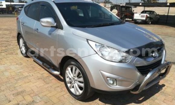 Nunua Ilio tumika Hyundai ix35 Silver Gari ndani ya Ezulwini nchini Hhohho Nunua Ilio tumika Hyundai ix35 Silver Gari ndani ya Ezulwini nchini Hhohho
