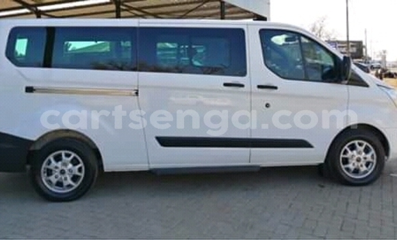 Acheter Occasion Voiture Ford Tourneo Custom Blanc à Mbabane, Manzini