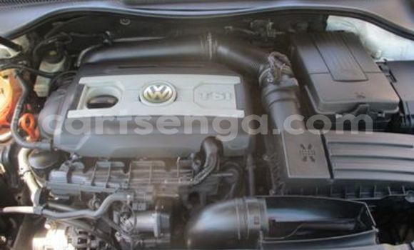 Buy Used Volkswagen Golf GTI White Car in Hluti in Shiselweni District Buy Used Volkswagen Golf GTI White Car in Hluti in Shiselweni District